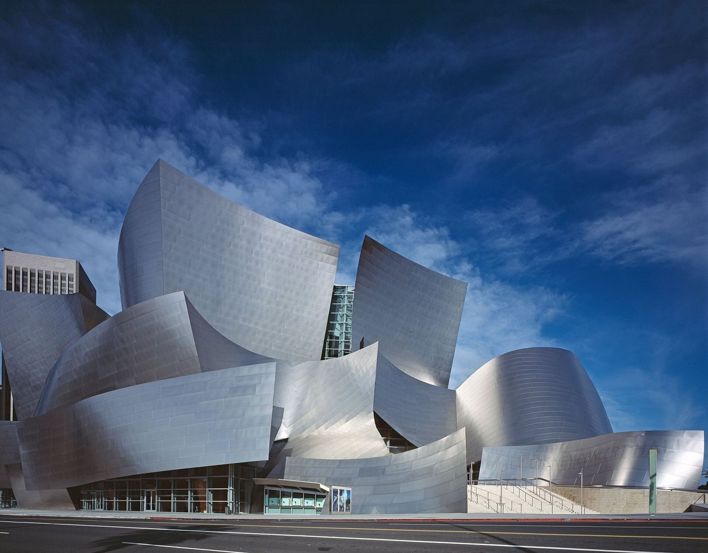 The Walt Disney Concert Hall, Los Angeles (2003), photographed by Carol M. Highsmith in 2005. Gehry's office s
